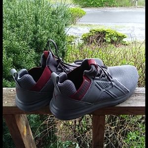 Women's Puma Tennis Shoes size 12